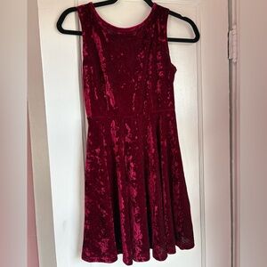 Forever 21 Burgundy Velvet Skater Dress Size Small